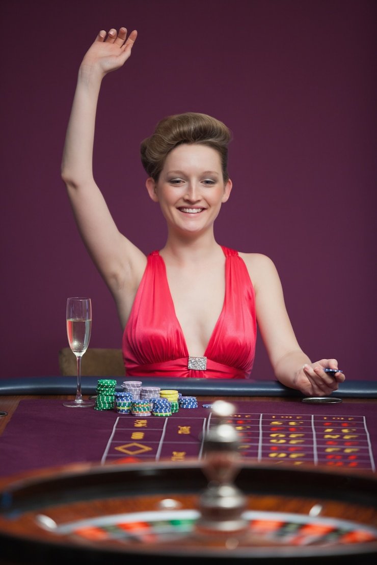 Balance breakdown view showing slot credits and live-dealer allocation on viva368